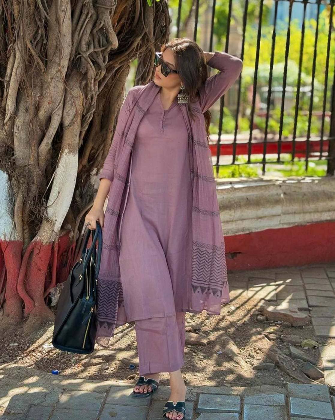 Premium Feel Kurta Set with Dupatta Party Wear Ethnic Kurti Pant Set