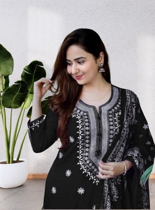 Stylish Embroidered Kurta Set with Dupatta Party Wear Ethnic Kurti Pant Set