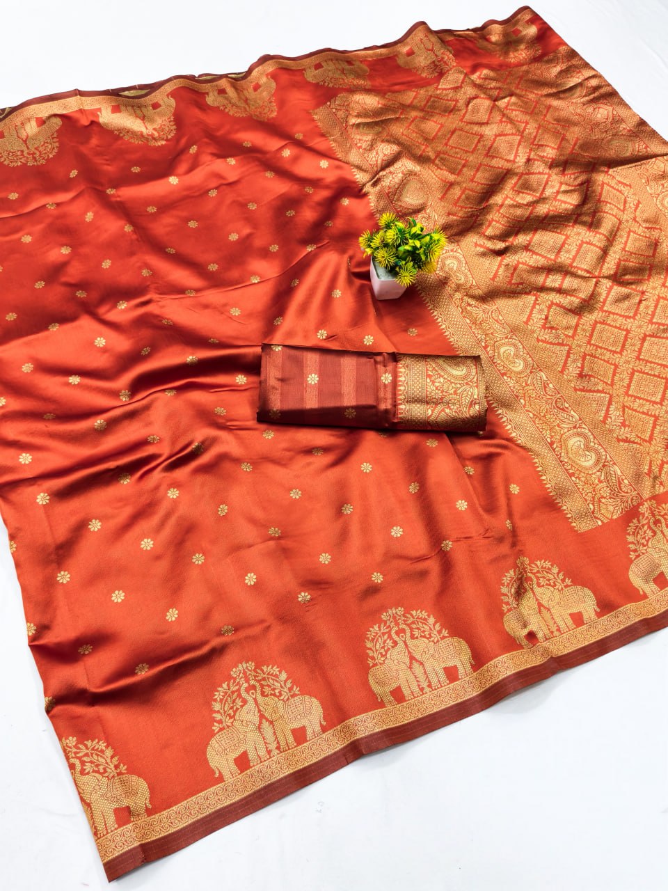 New Designer Look Soft Silk With designer Blouse