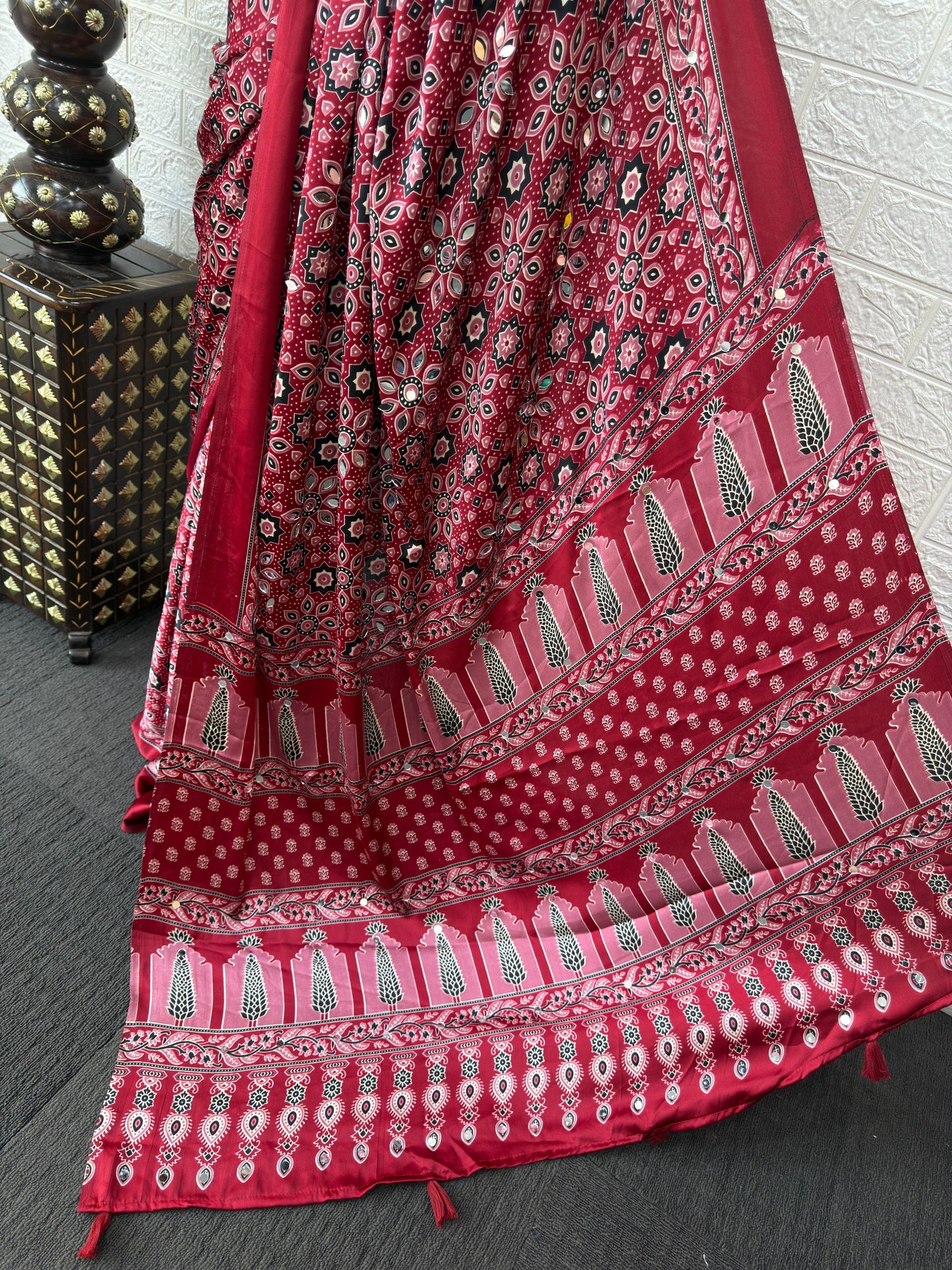 SupeDesign Lunch Real Mirror Work Semi Gajji Silk Soft and Smooth Saree